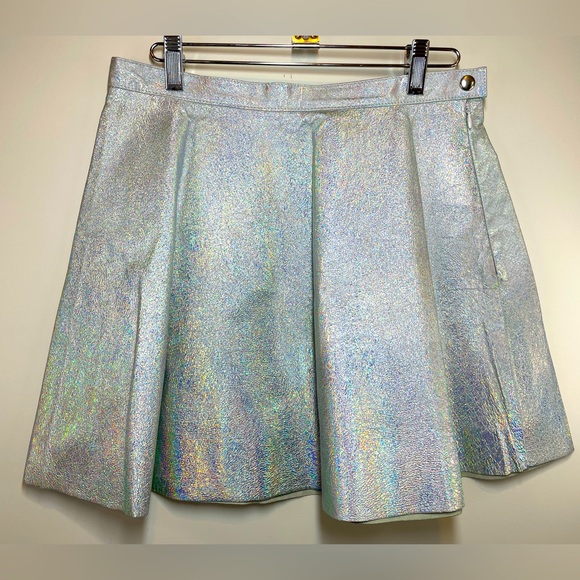 American Apparel Iridescent Leather Silvery Hologram Skater Circle Skirt Size L - Picture 3 of 13